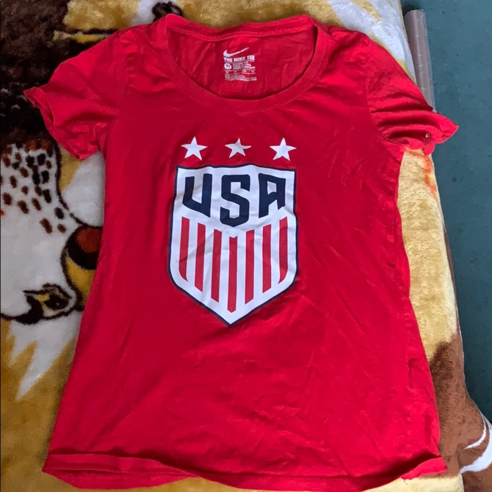 Nike tee shirt